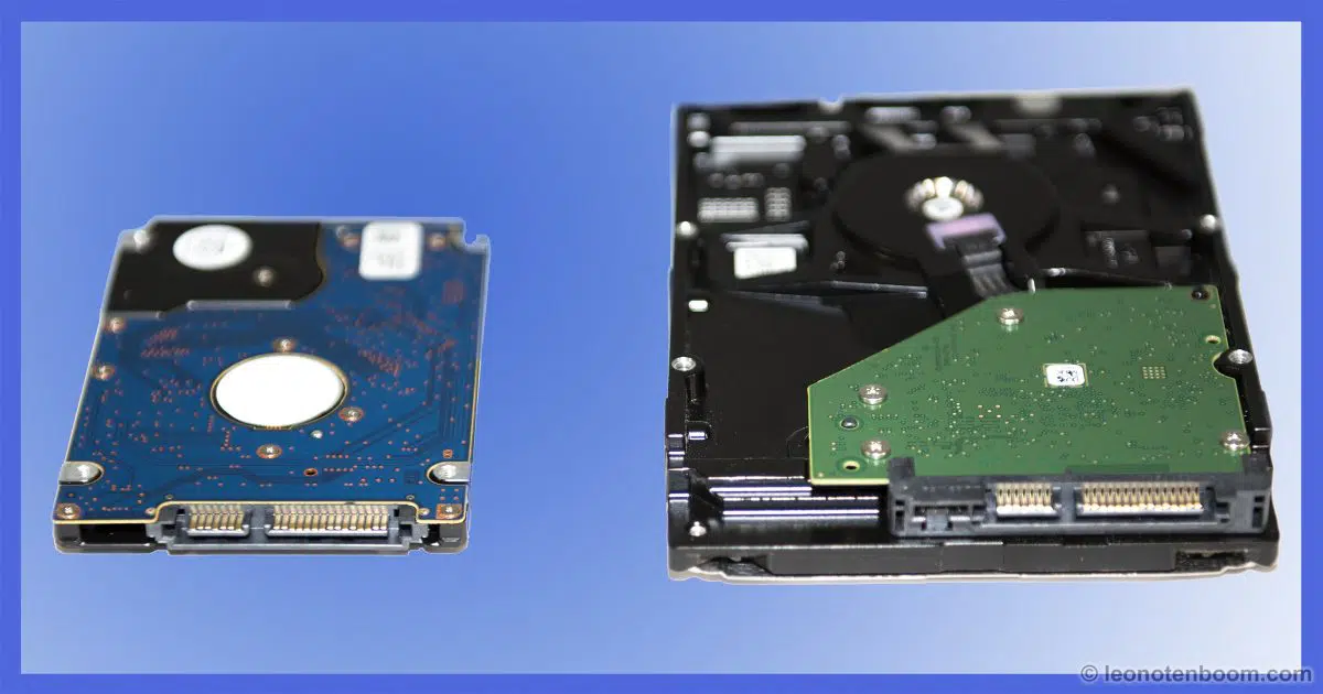 2.5 and 3.5 inch disk drives.