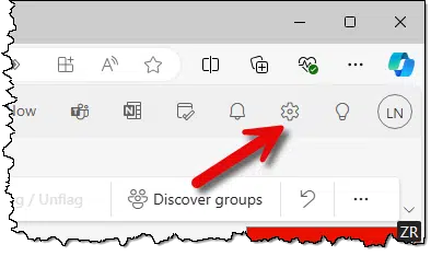 Outlook.com gear icon.