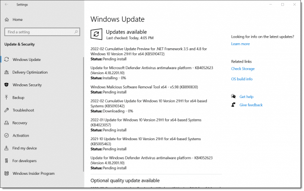 Windows Update in progress.