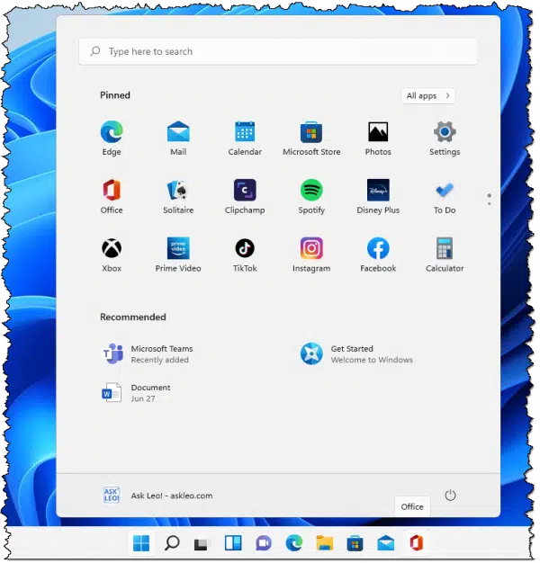 Windows 11 Start Menu.