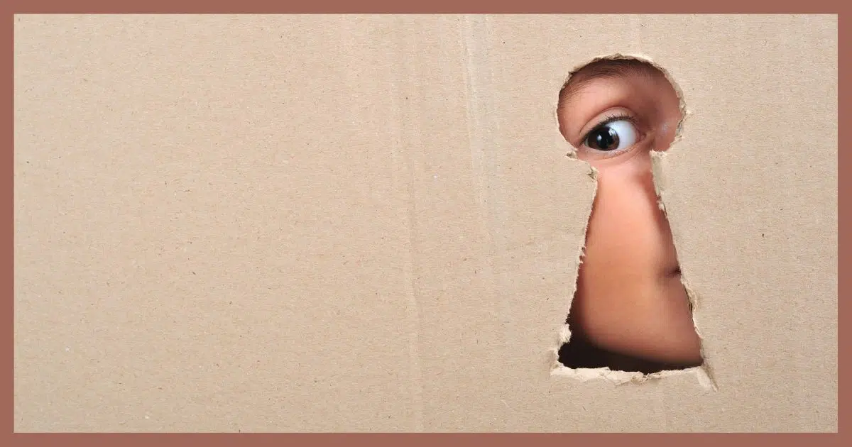 Spying Through a Keyhole